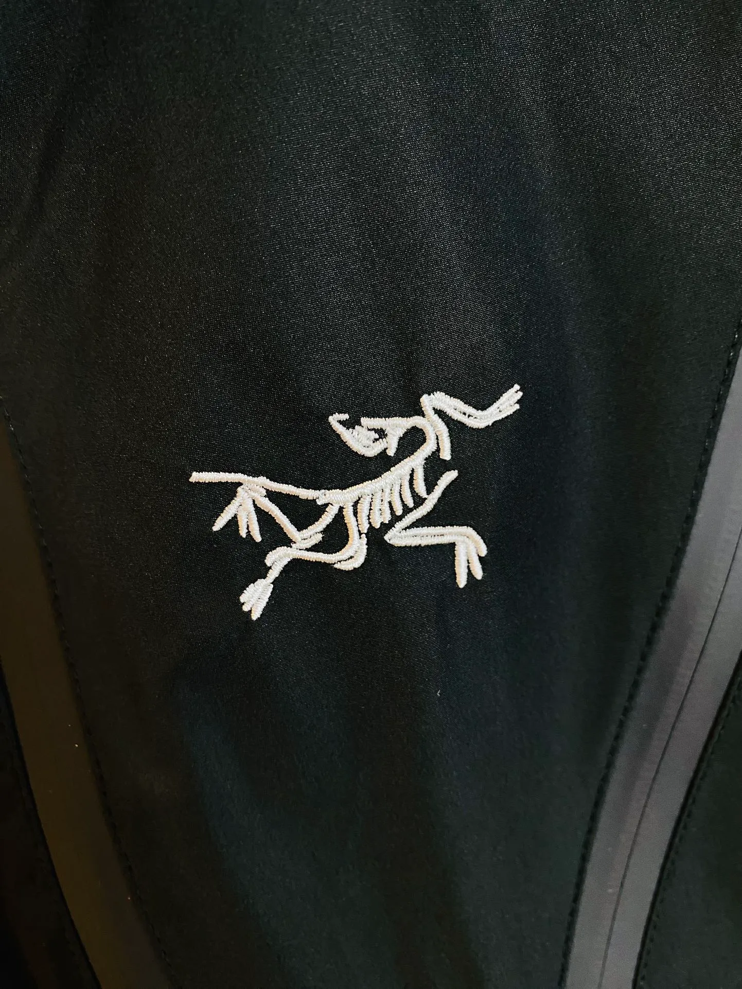 Same Style， ， 2026 New Arrival ， Original Premium Breathable ， ， ， Quality。 ， Sizes：M～3XL，